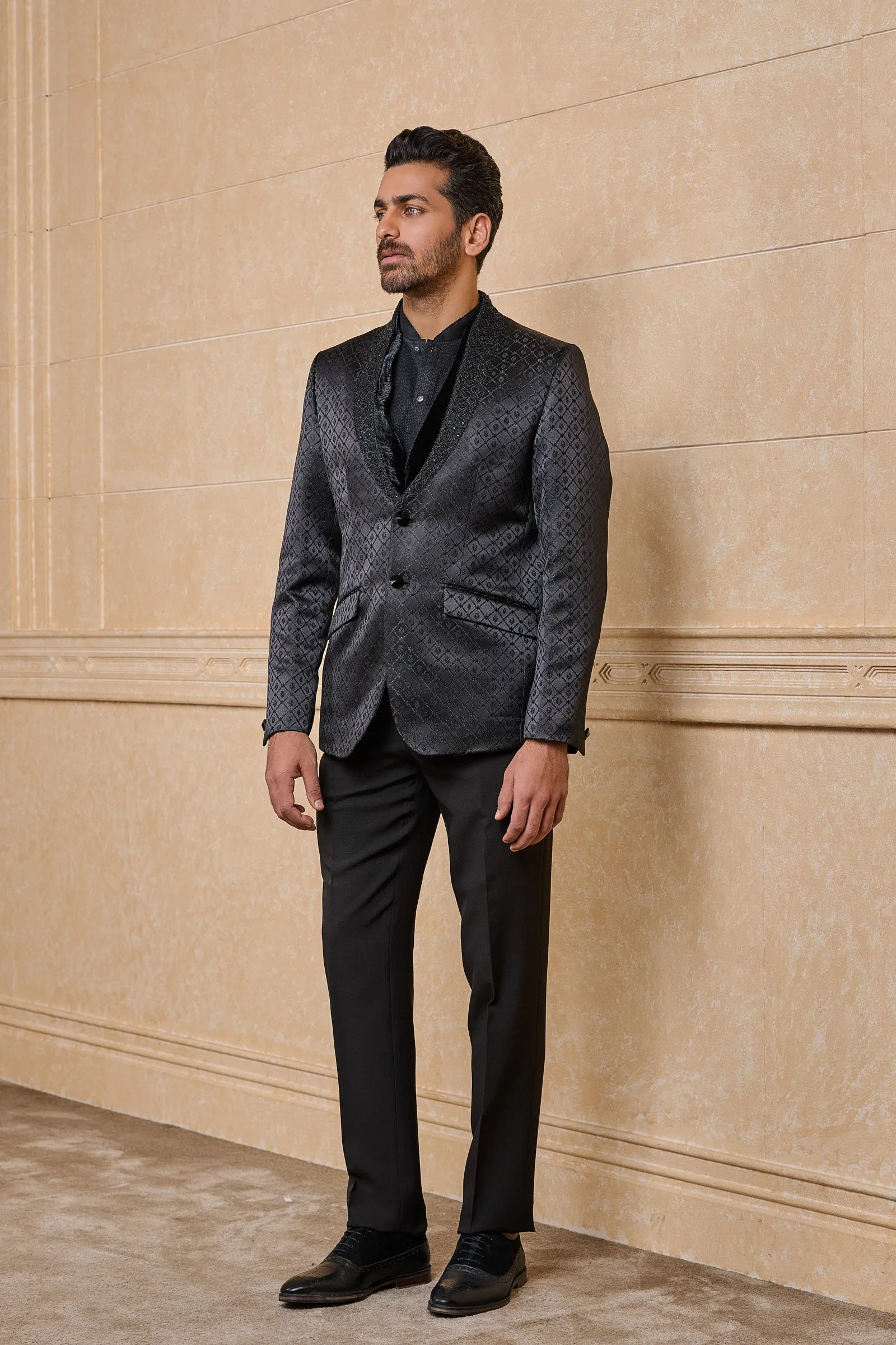 Black Jacquard Dinner Jacket With Embroidered Lapel