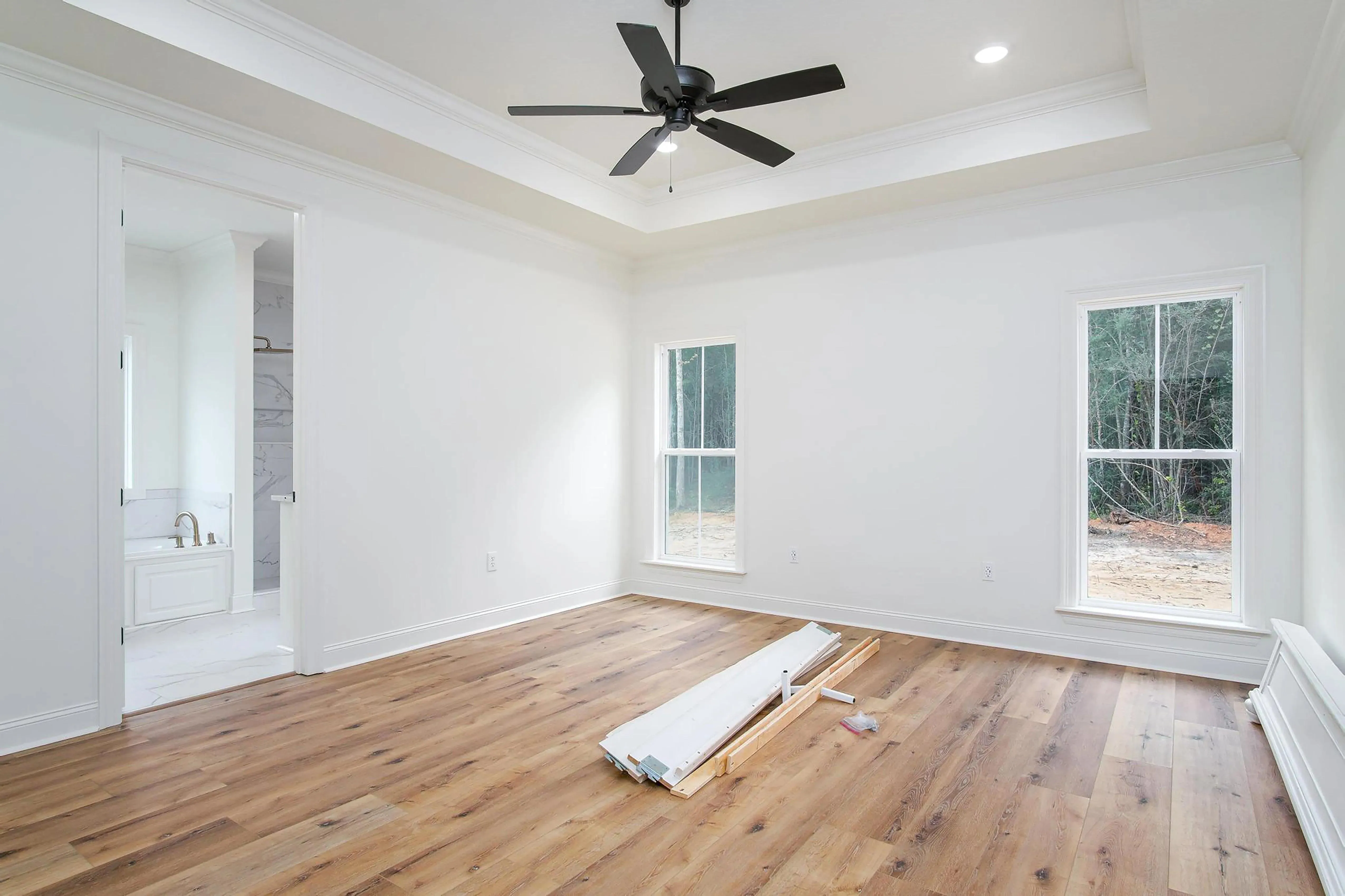 Charming 3-Bedroom Home with Expansive Living Spaces