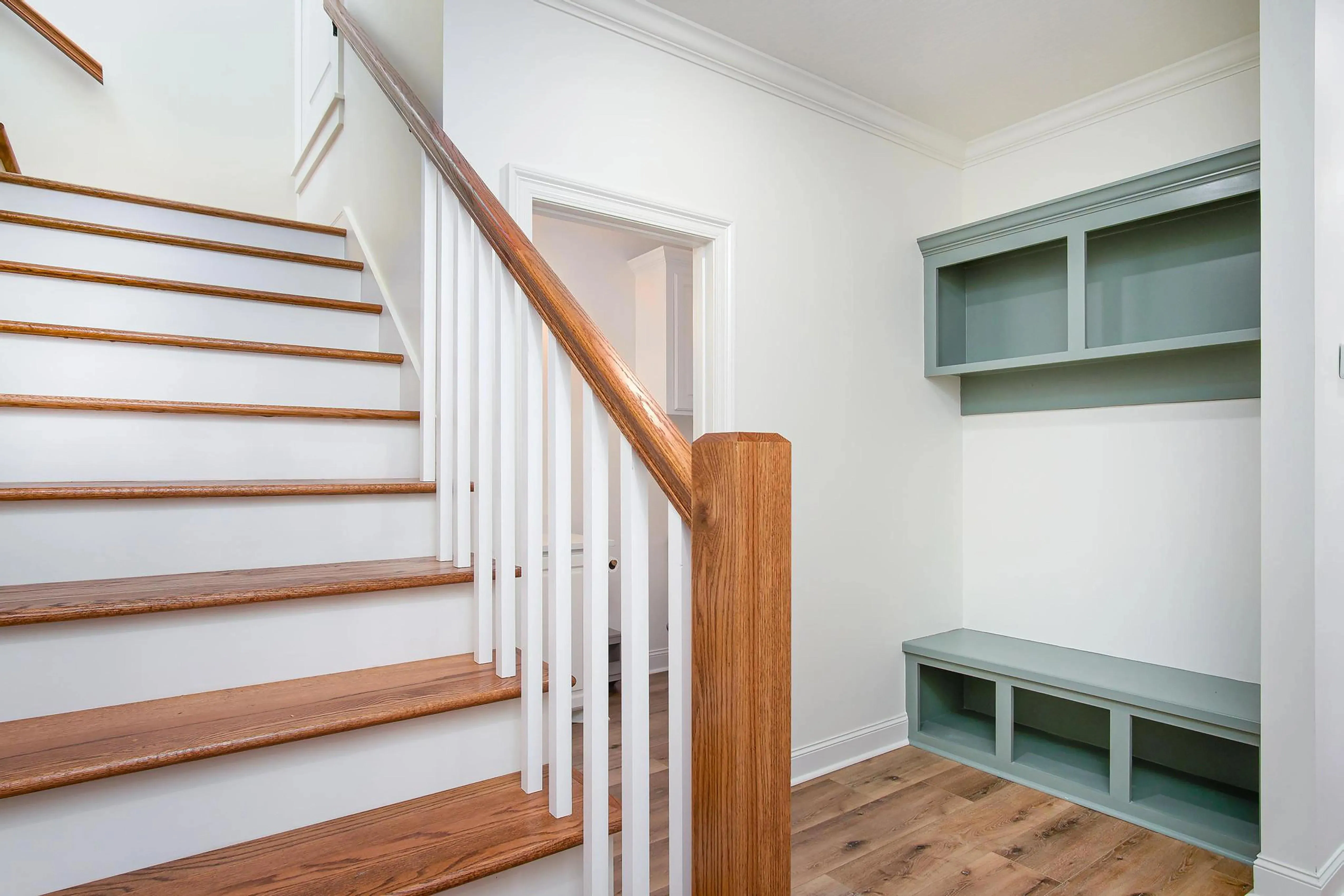 Charming 3-Bedroom Home with Expansive Living Spaces
