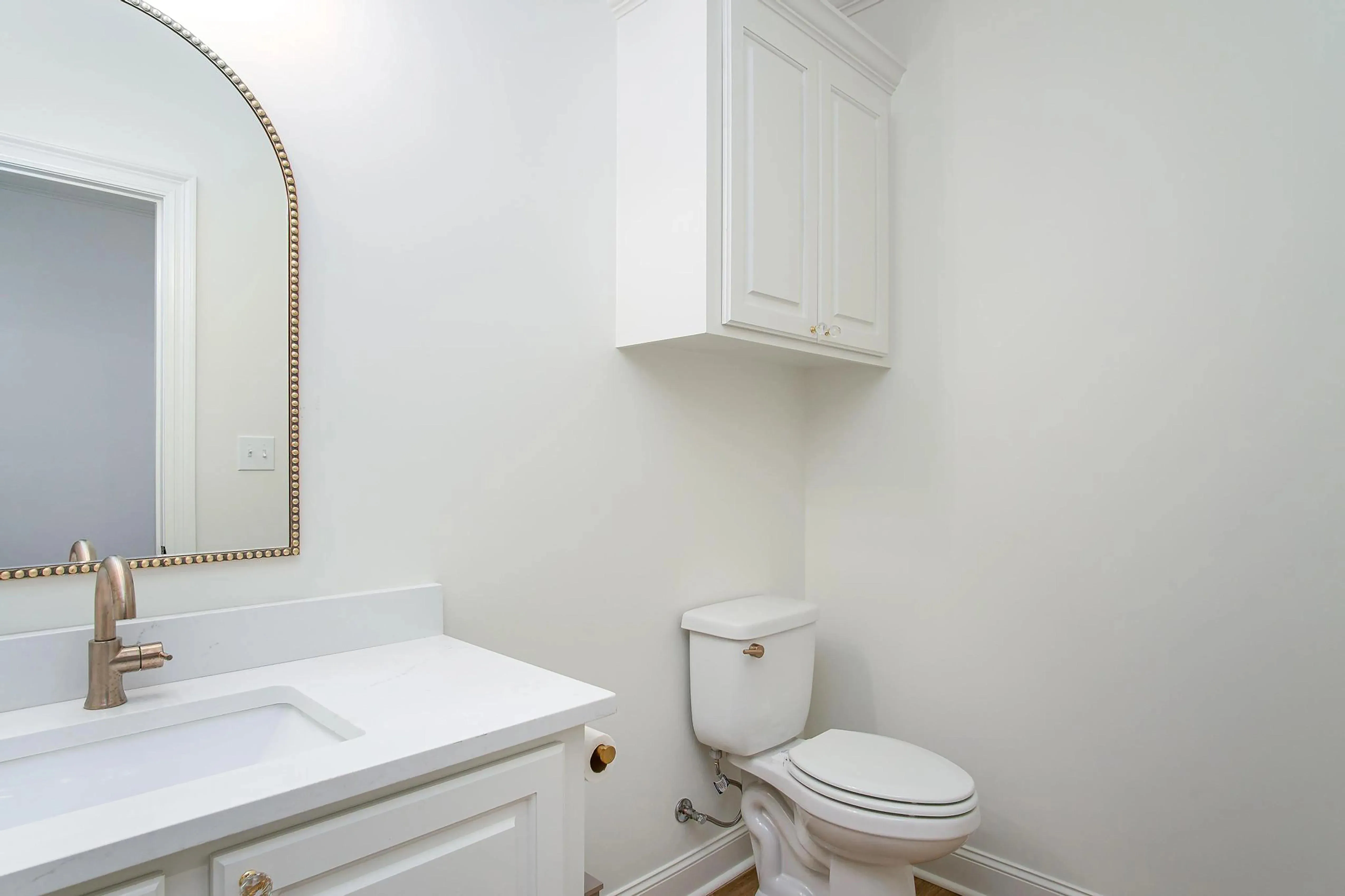 Charming 3-Bedroom Home with Expansive Living Spaces
