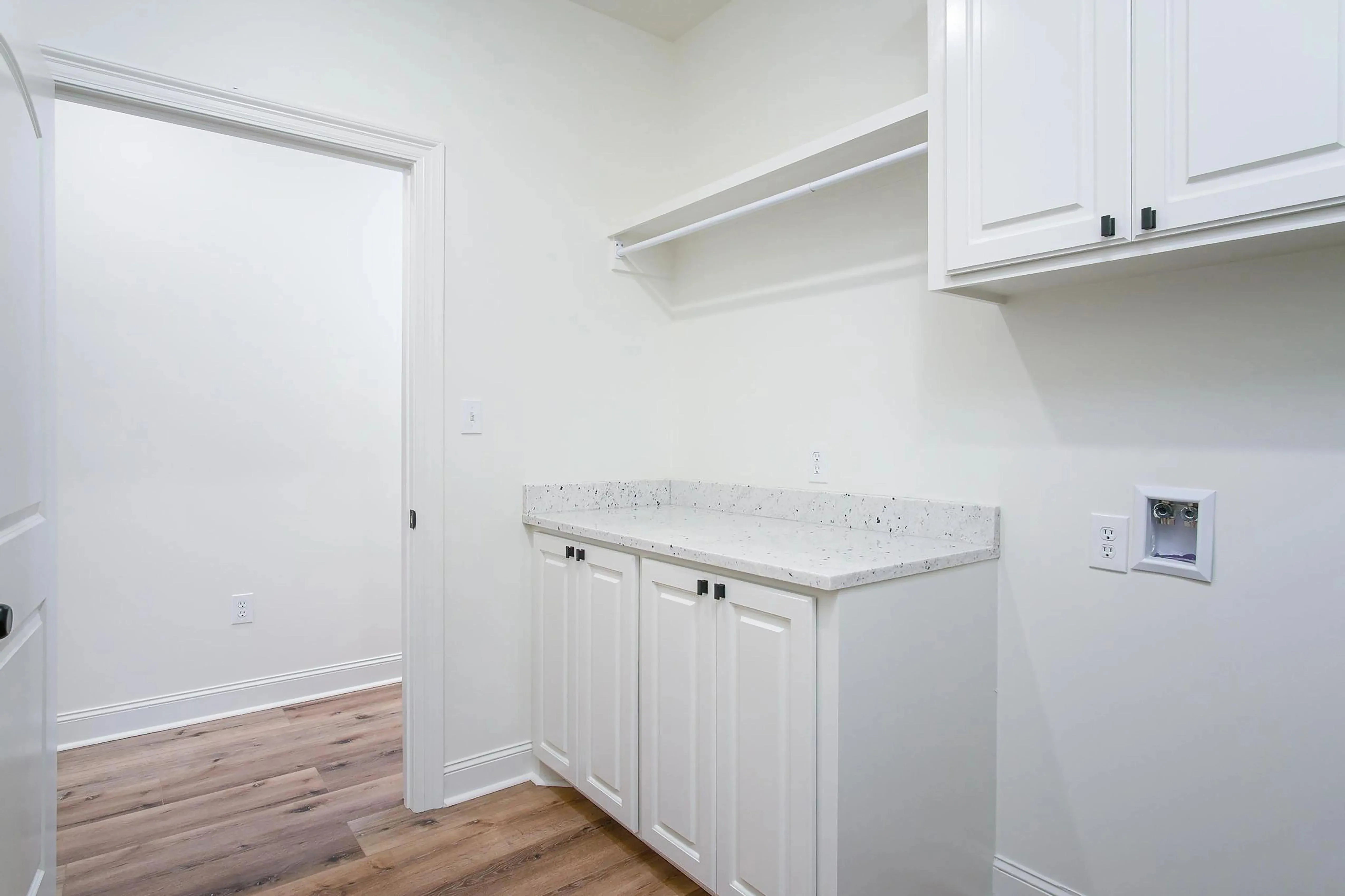 Charming 3-Bedroom Home with Expansive Living Spaces