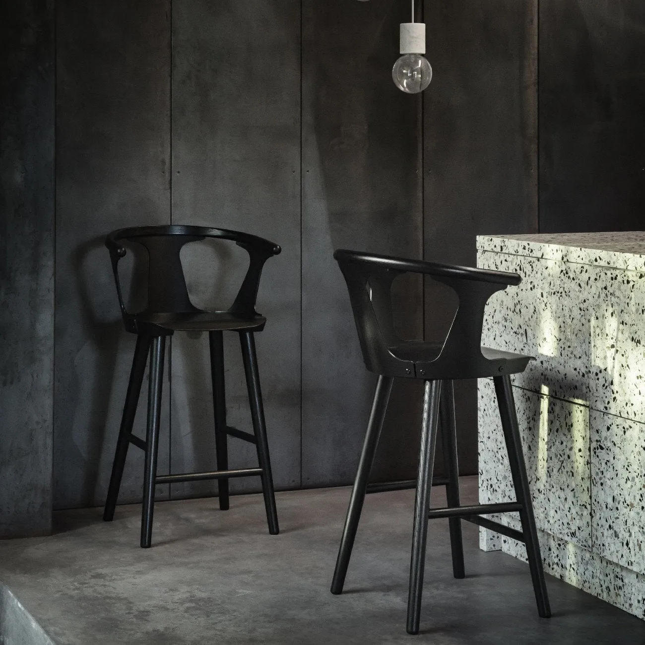 In Between SK7 Counter Chair