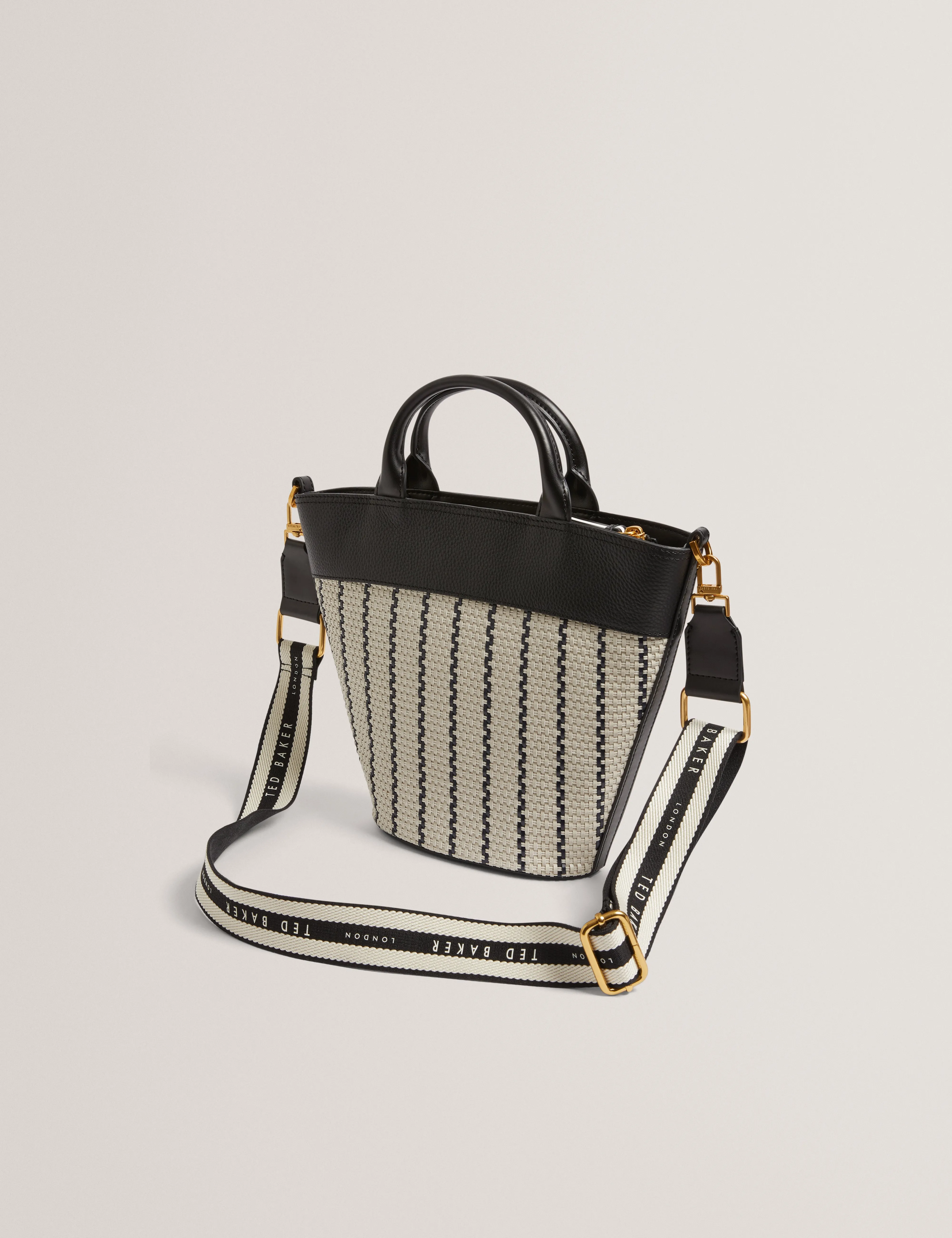 Riveri Woven Webbing Bucket Bag Navy