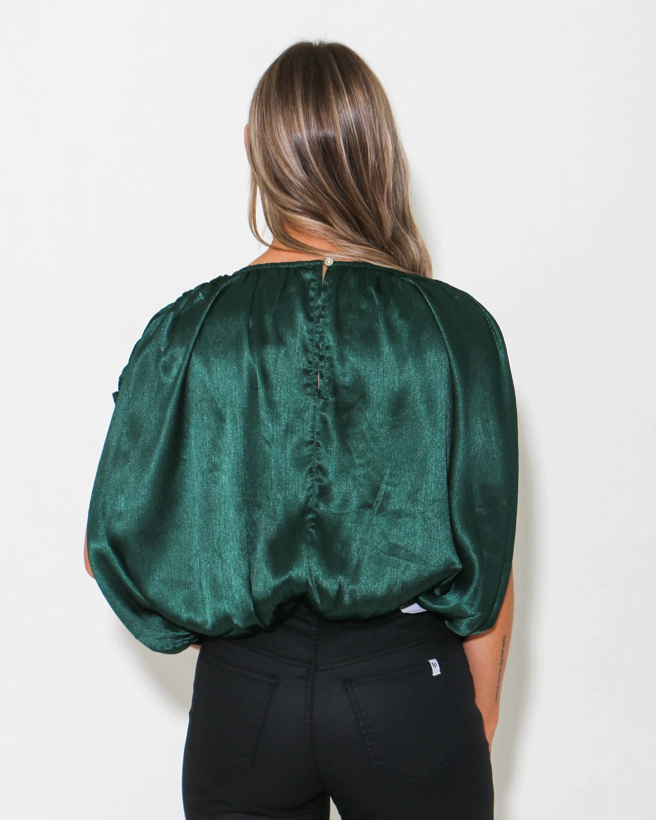 Round Neck Bubble Hem Top in Hunter Green