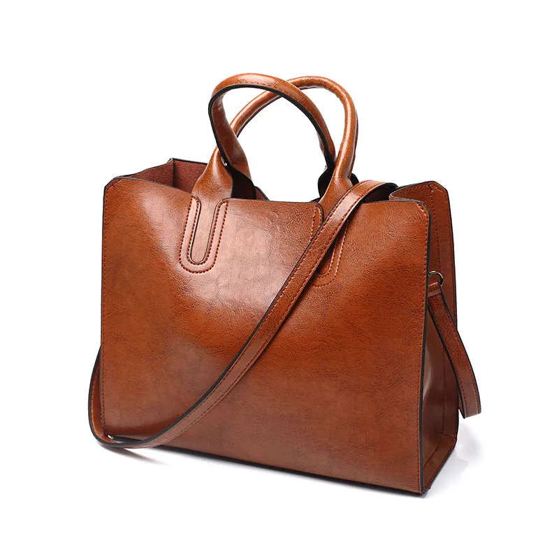 The Emelia Messenger Tote
