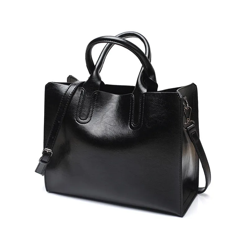 The Emelia Messenger Tote